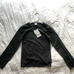 Black Ribbed Long-Sleeve Shirt